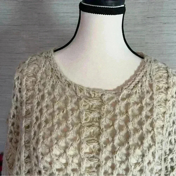 Ces Femme Sweater Cream And Gold Open Weave Knit Women’s Size M Holiday Cozy - Picture 4 of 9